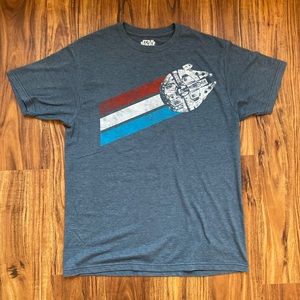 Millennium Falcon tee. M. Star Wars.